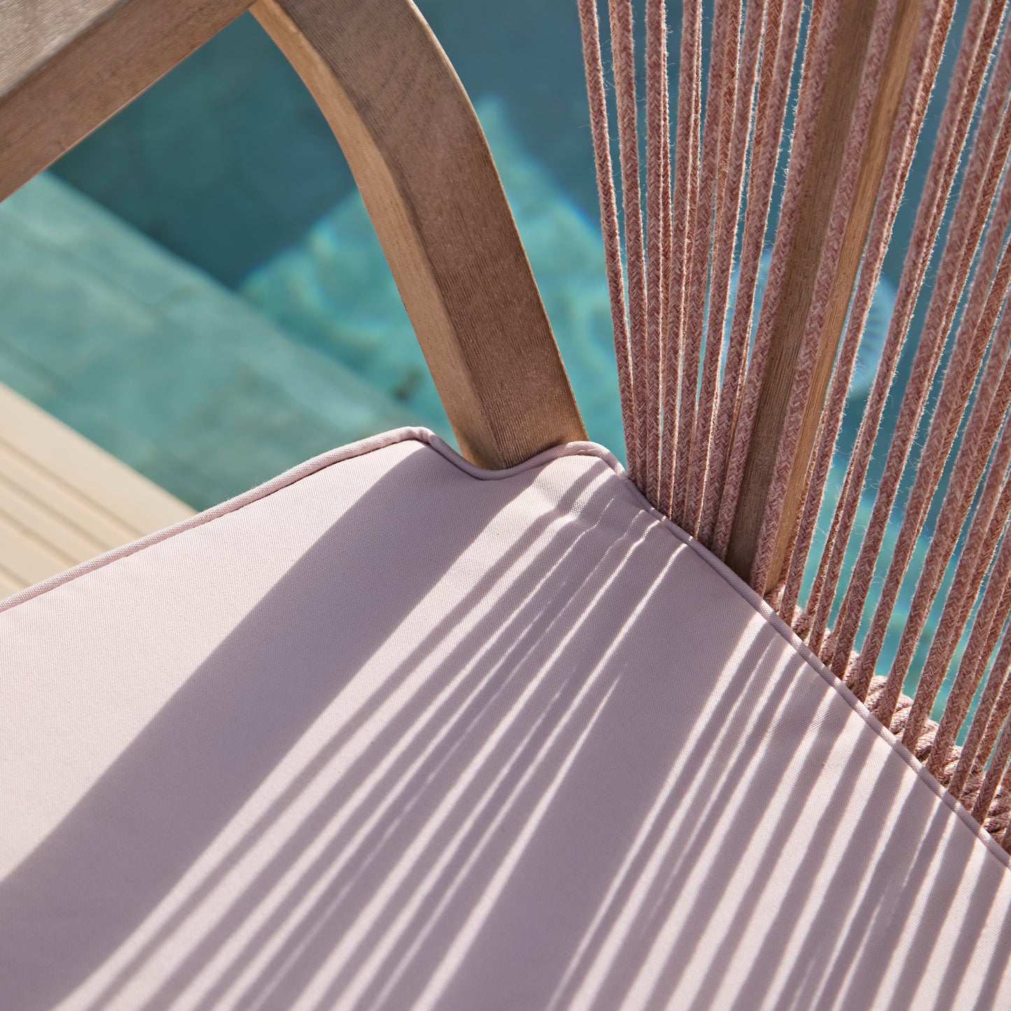 Shiro 4 Seater Round Wooden Garden Dining Set with Shiro Pink Rope Dining Chairs - 120cm - Laura James