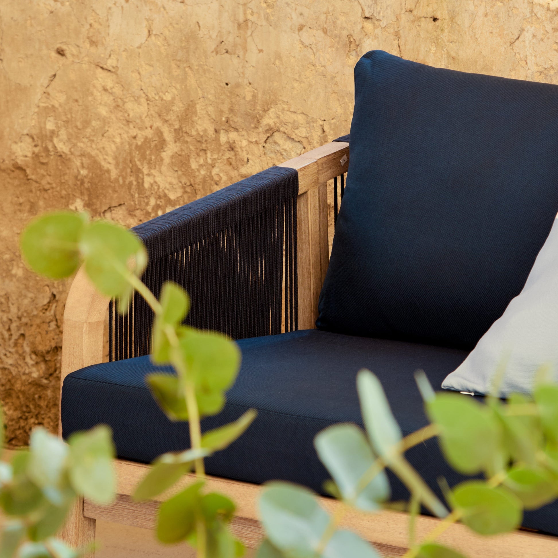 Shiro 5 Seater Garden Sofa - Navy - Laura James 