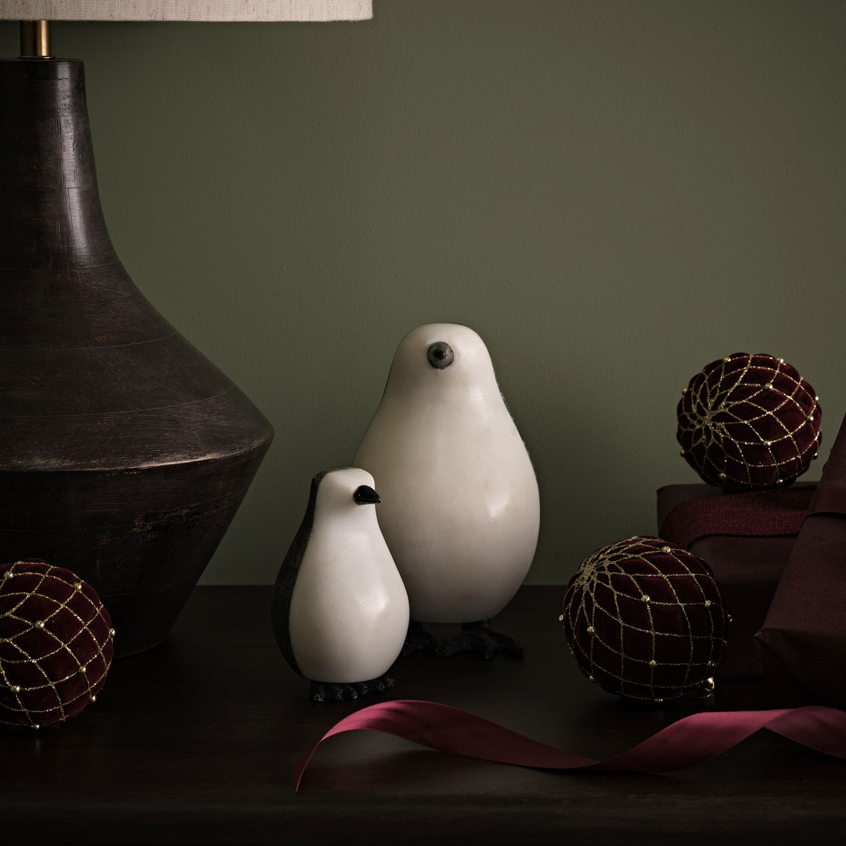 Tiree 16.5cm Penguin Ornament - White Marble & Grey Marble - Laura James 