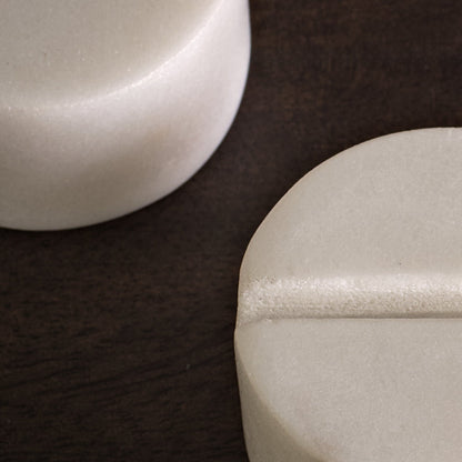 Tiree 4cm Marble Circle Name Placeholder - Set of 4 - White Marble