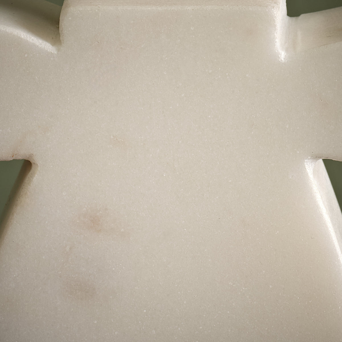 Tiree 20cm Reindeer - White Marble with Natural Mango Wood - Laura James 