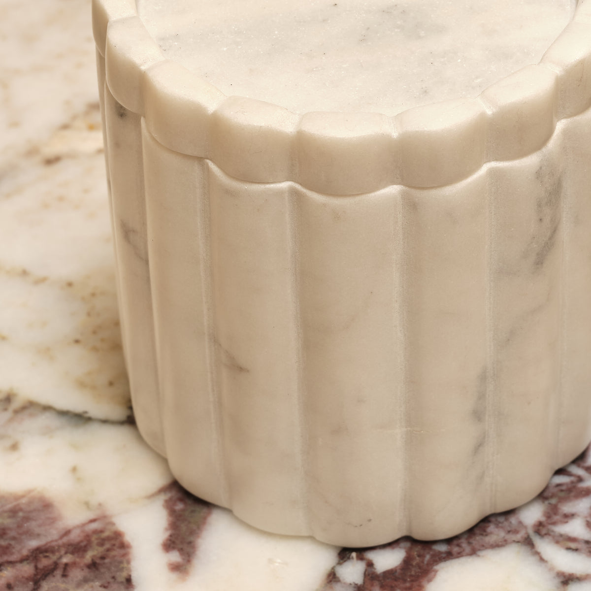 Tiree 10cm Lidded Pot - White Marble - Laura James 