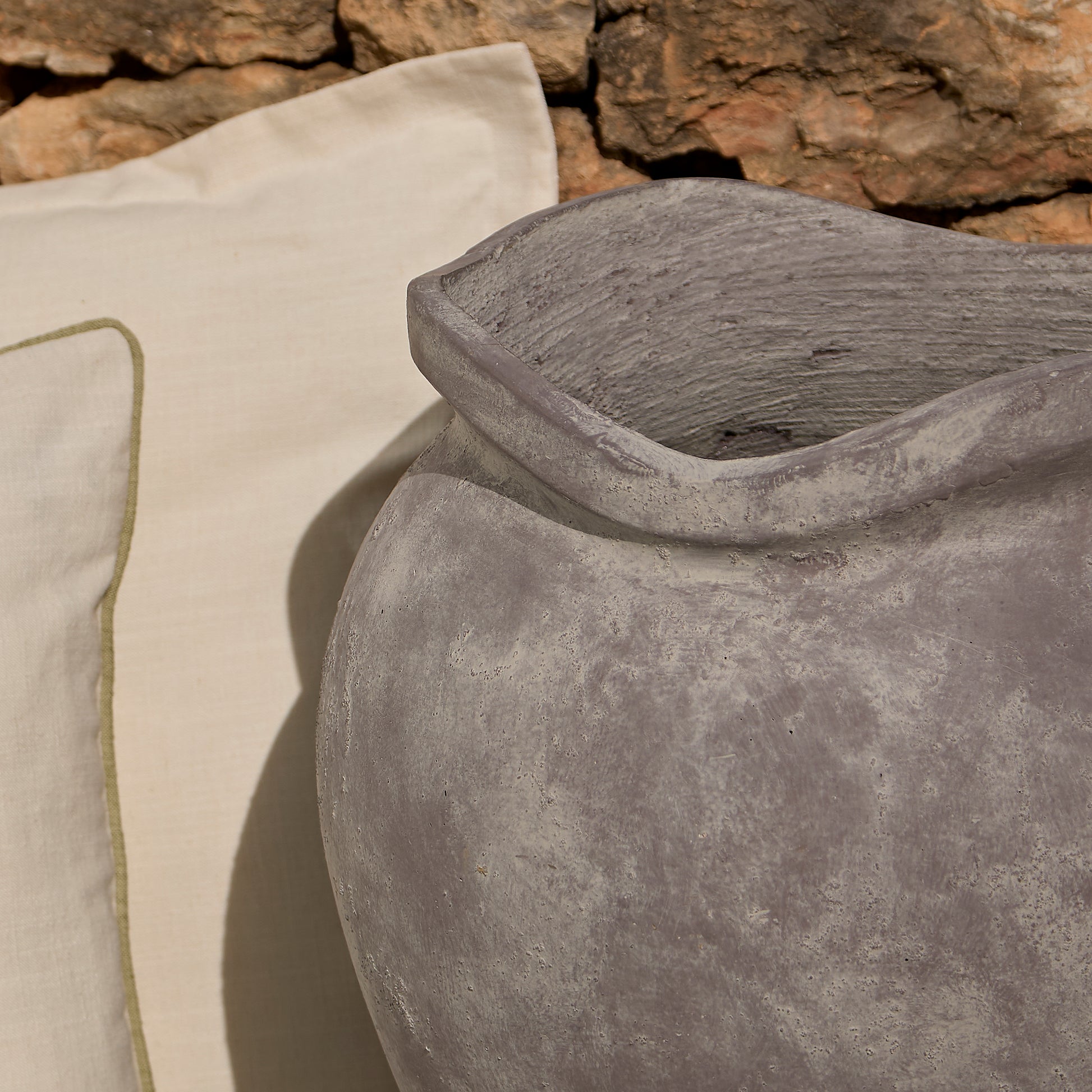 Tomar Fiber Cement 46cm Planter - Rustic Grey