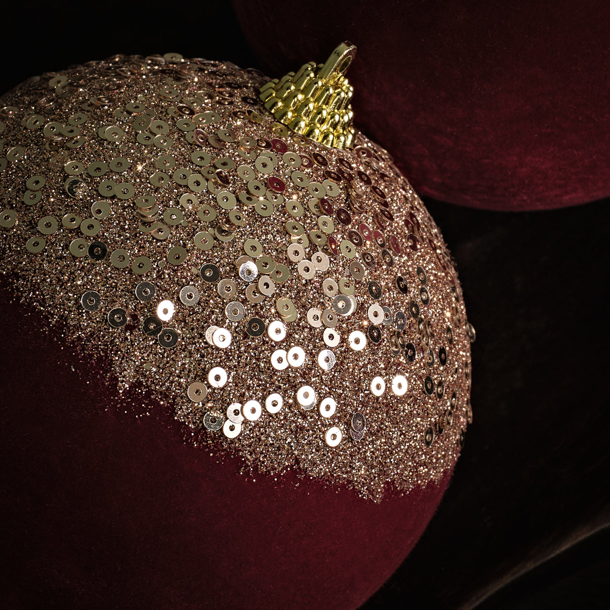 Valen 10cm Shatterproof Bauble - Burgundy Red with Gold Sequins