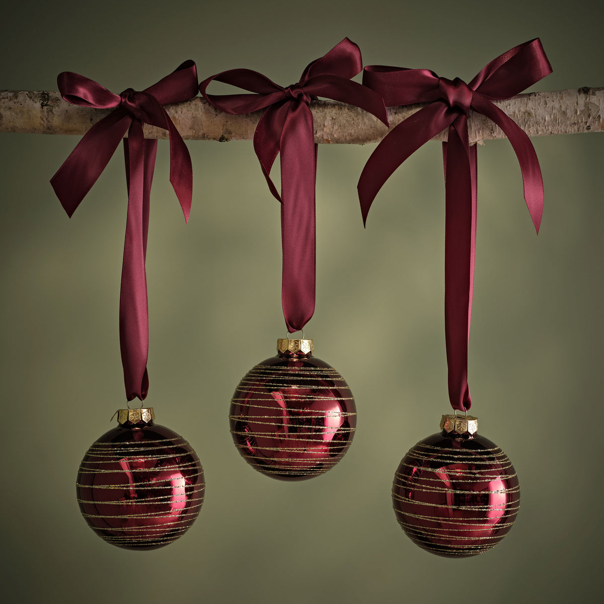 Varde 8cm Glass Round Baubles - Set of 3 - Burgundy Red Swirls
