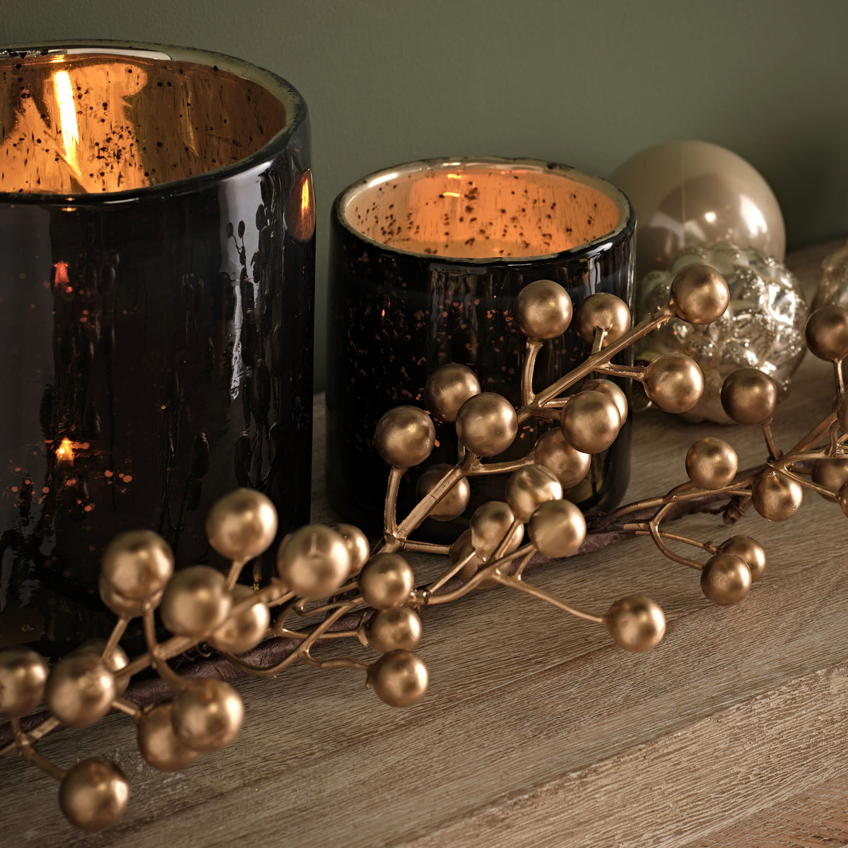 Viken 150cm Berry Christmas Garland - Gold - Laura James 