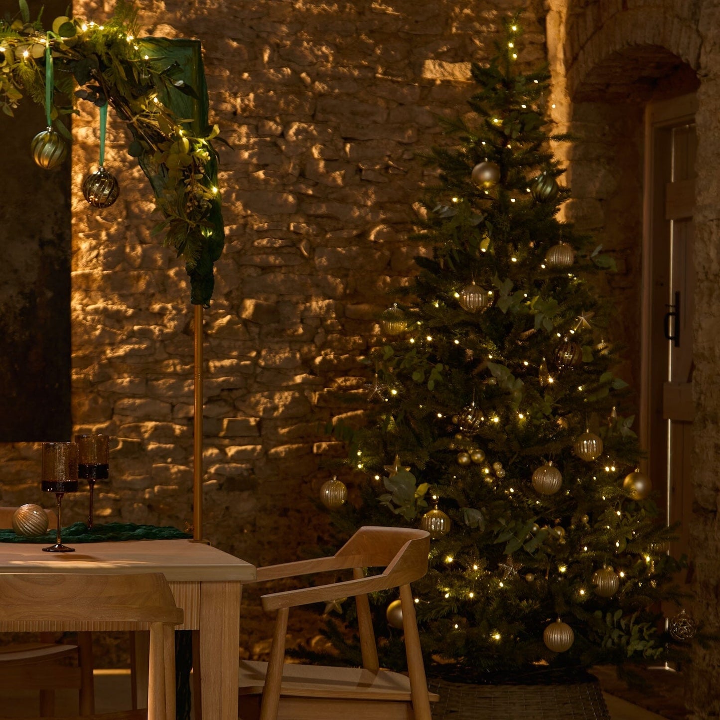 Valen Shatterproof 7.5cm Mixed Hanging Stars - Set of 6 - Pearl Gold - Laura James