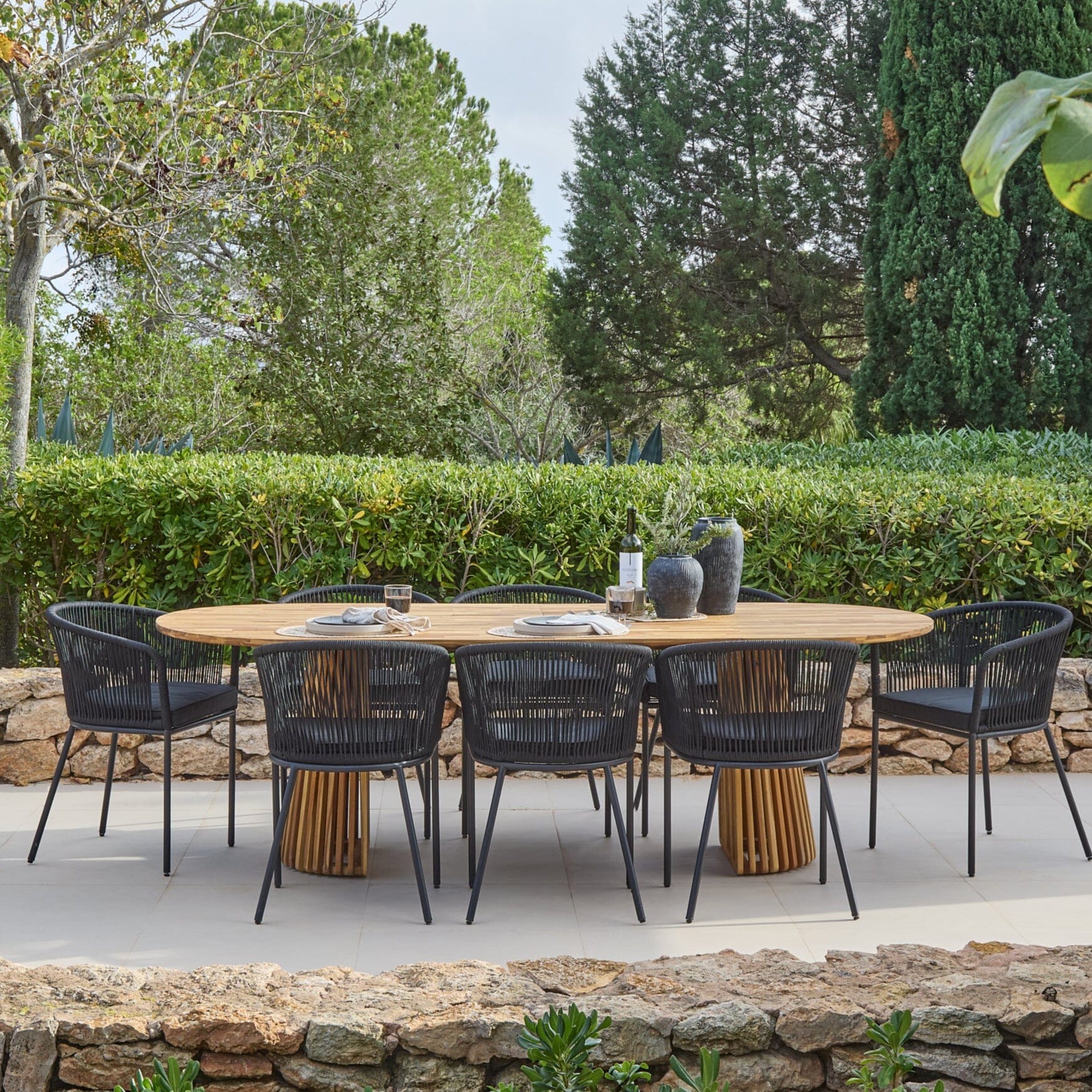 Willow 8 Seater Wooden Garden Dining Set with 8 Hali Black Rope