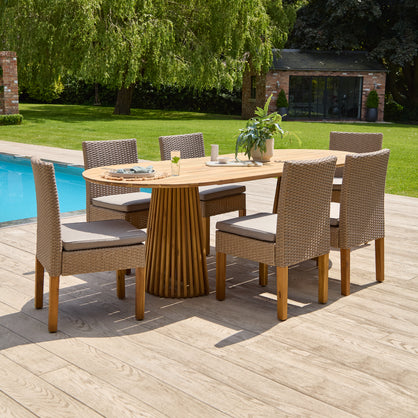 Willow Outdoor