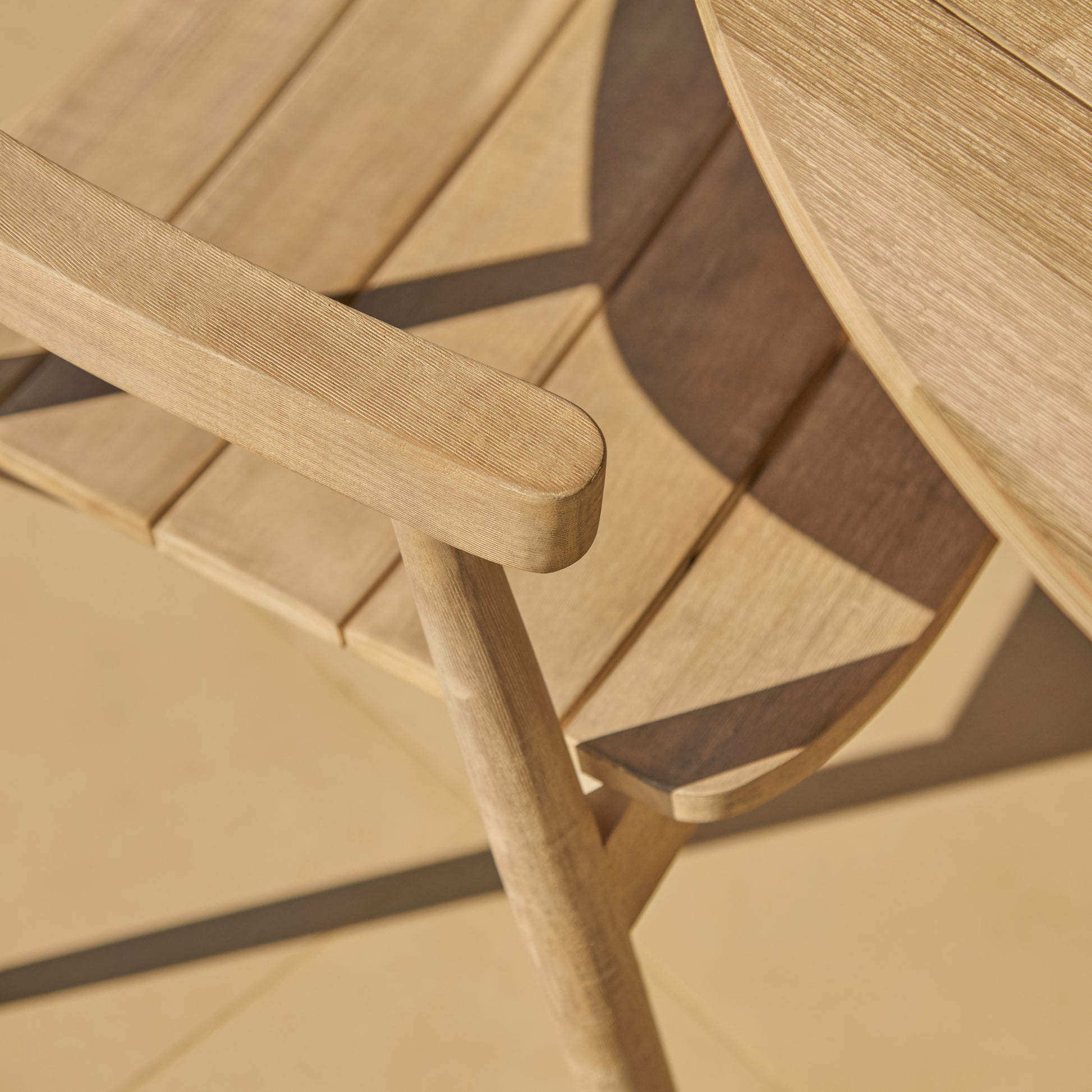 Willow 4 Seater Round Garden Dining Set with Elowen Chairs - Laura James