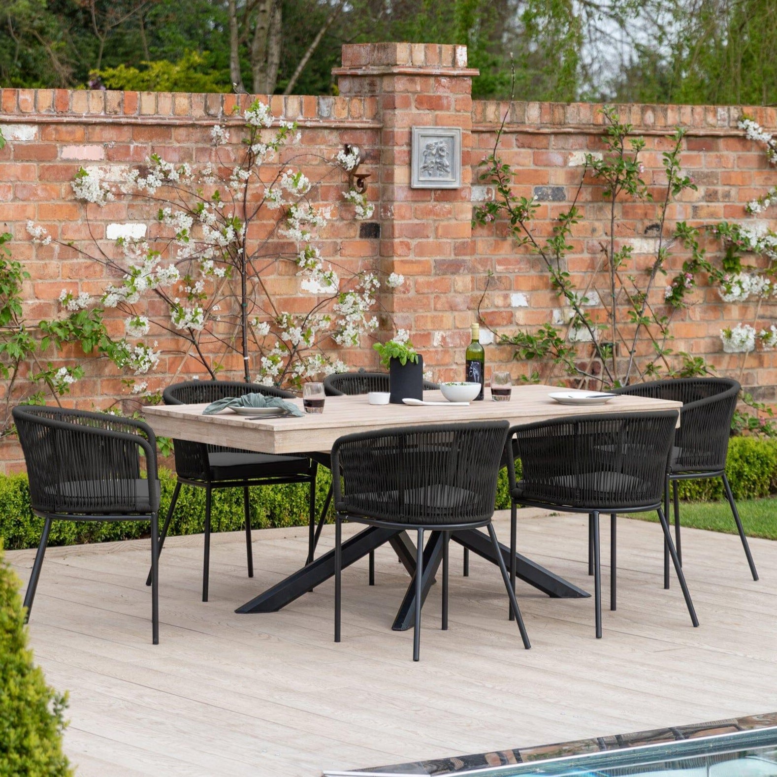 Outdoor dining sofa best sale