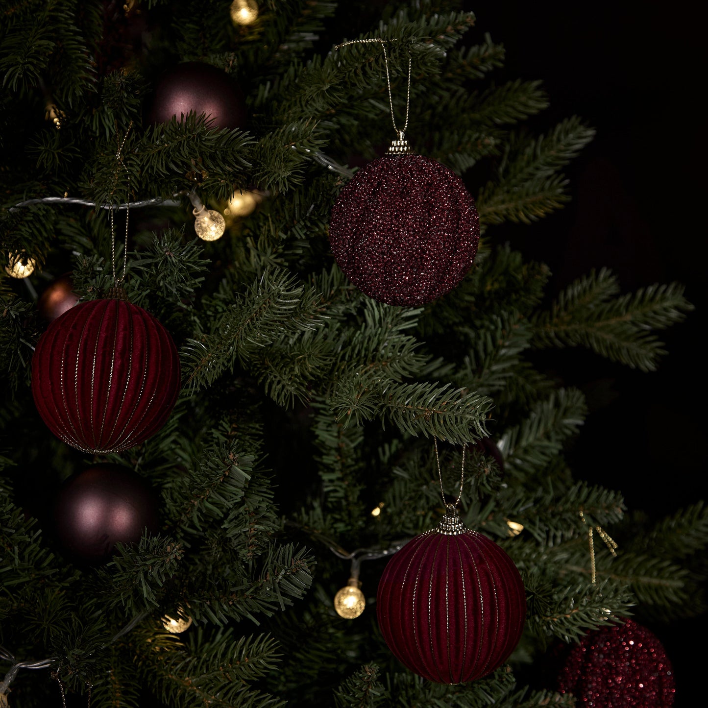 flocked_burgundy_bauble