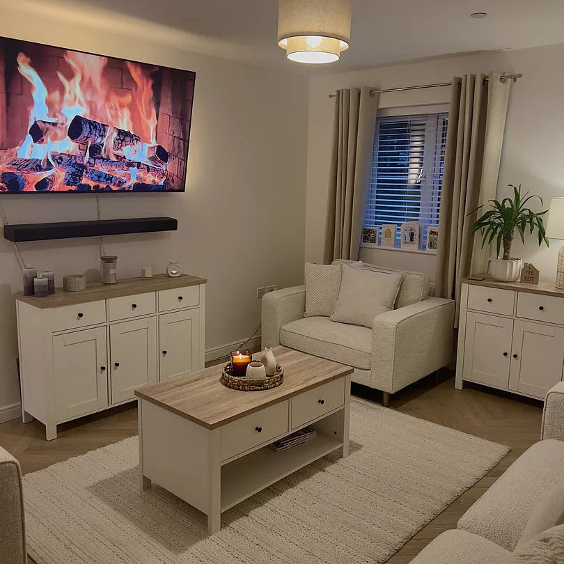 Bampton Collection - Laura James 