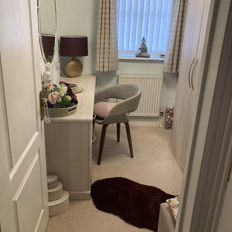 Invik 90 x 50cm Faux Fur Sheepskin Rug - Burgundy Red - Laura James