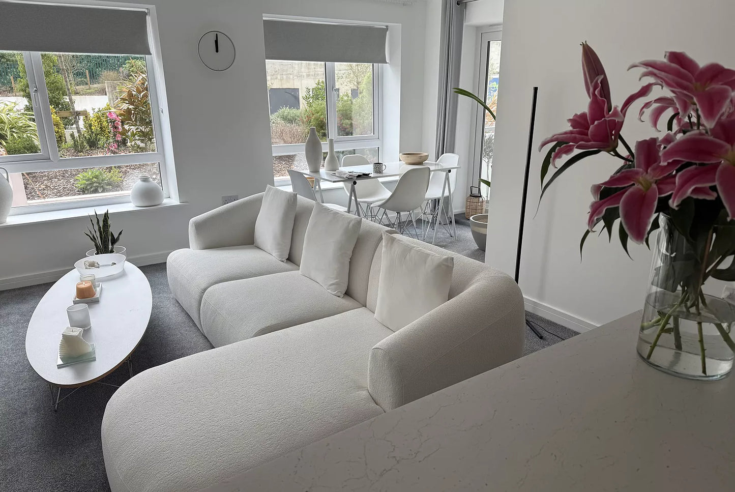 Nathalia Right Chaise Corner Sofa - Chalk White Boucle