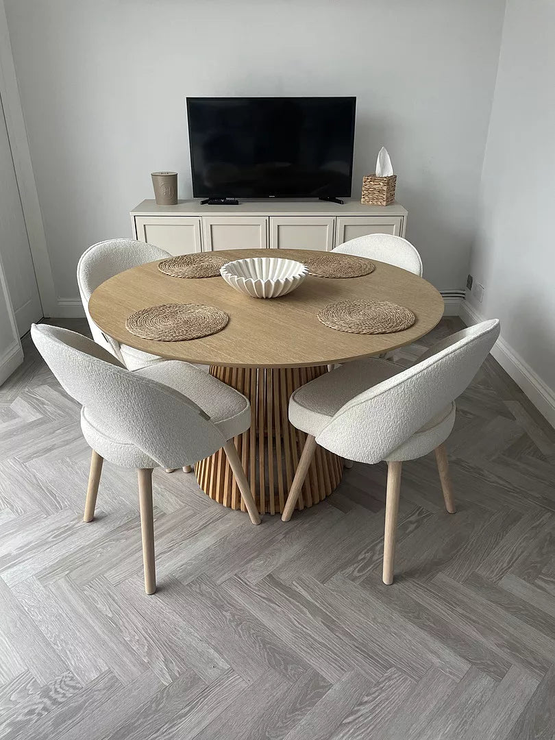 Willow Whitewash Round 4 Seater with Marilyn Boucle Dining Chairs with Whitewash Legs 