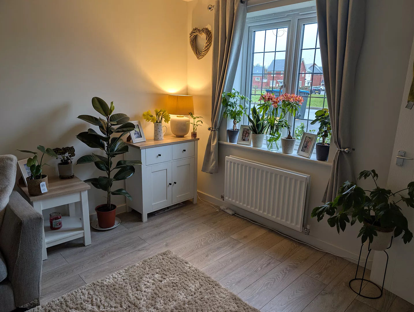 Bampton Alabaster White Side Table