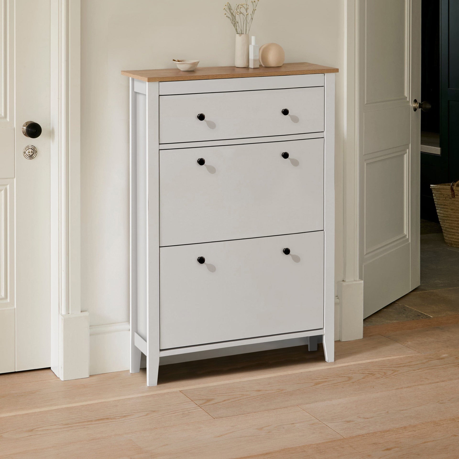 Sandhurst Shoe Cabinet 3 Door & Oak Effect