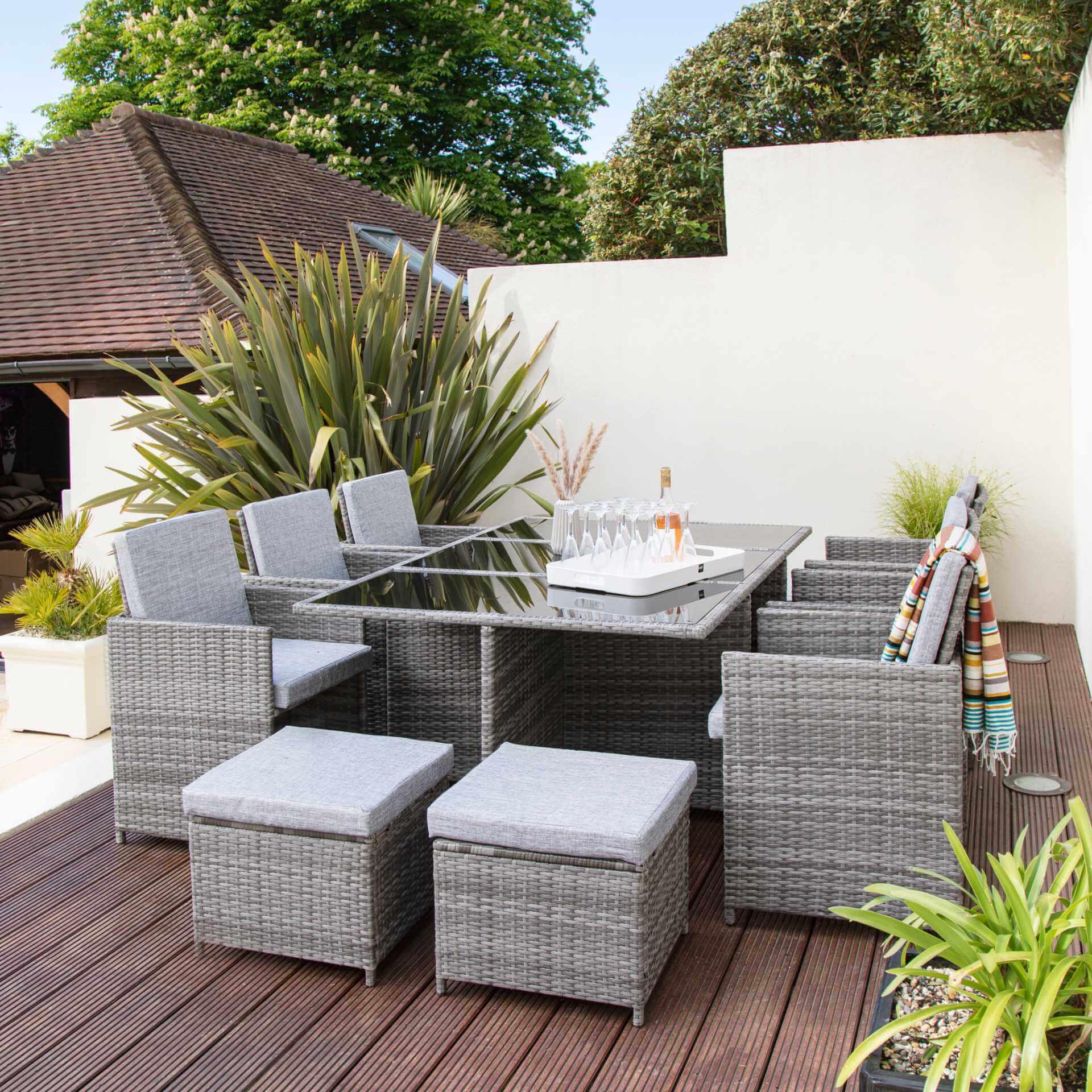 10 Seater Rattan Cube Outdoor Dining Set with Parasol Grey Laura James