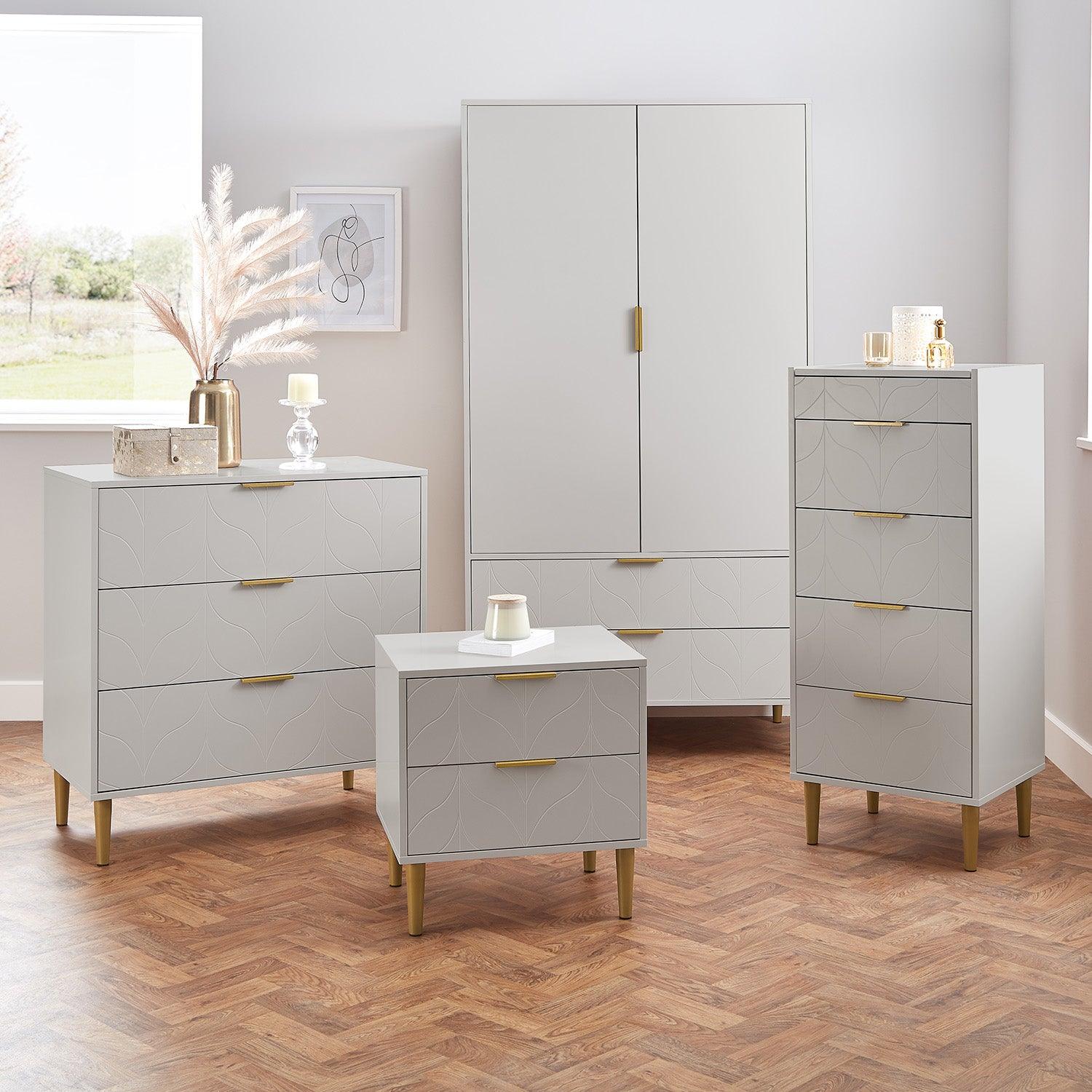 Gloria furniture set - 3 drawer chest of drawers