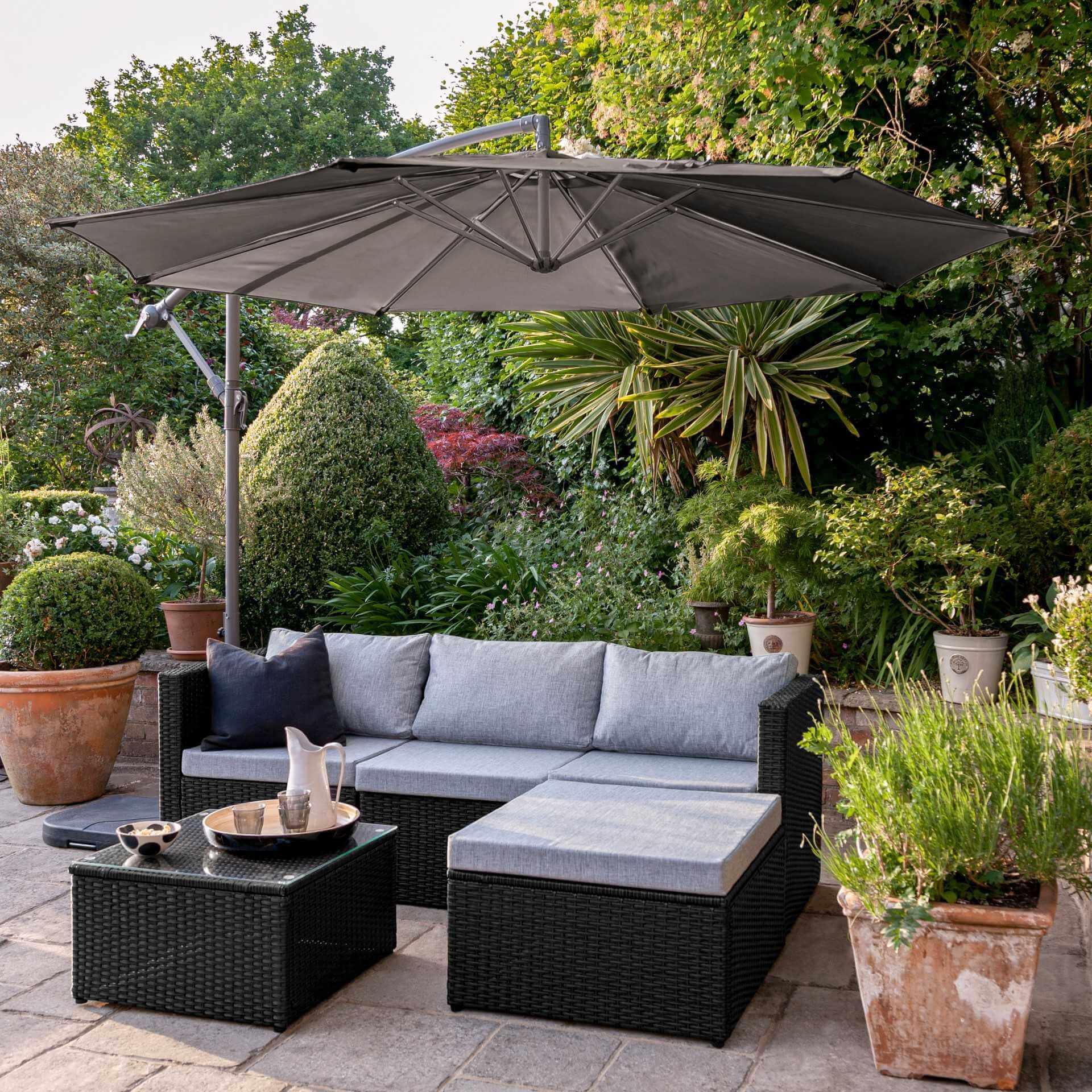 Weston 4 Seater Rattan Garden Corner Sofa Set Grey Lean Over Parasol & Base Weave
